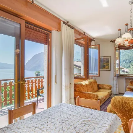 Apartment 3 Bedroom Amazing In *
