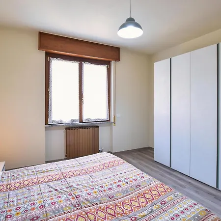 Apartment 3 Bedroom Lovely In