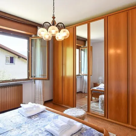 3 Bedroom Amazing In Riva di Solto